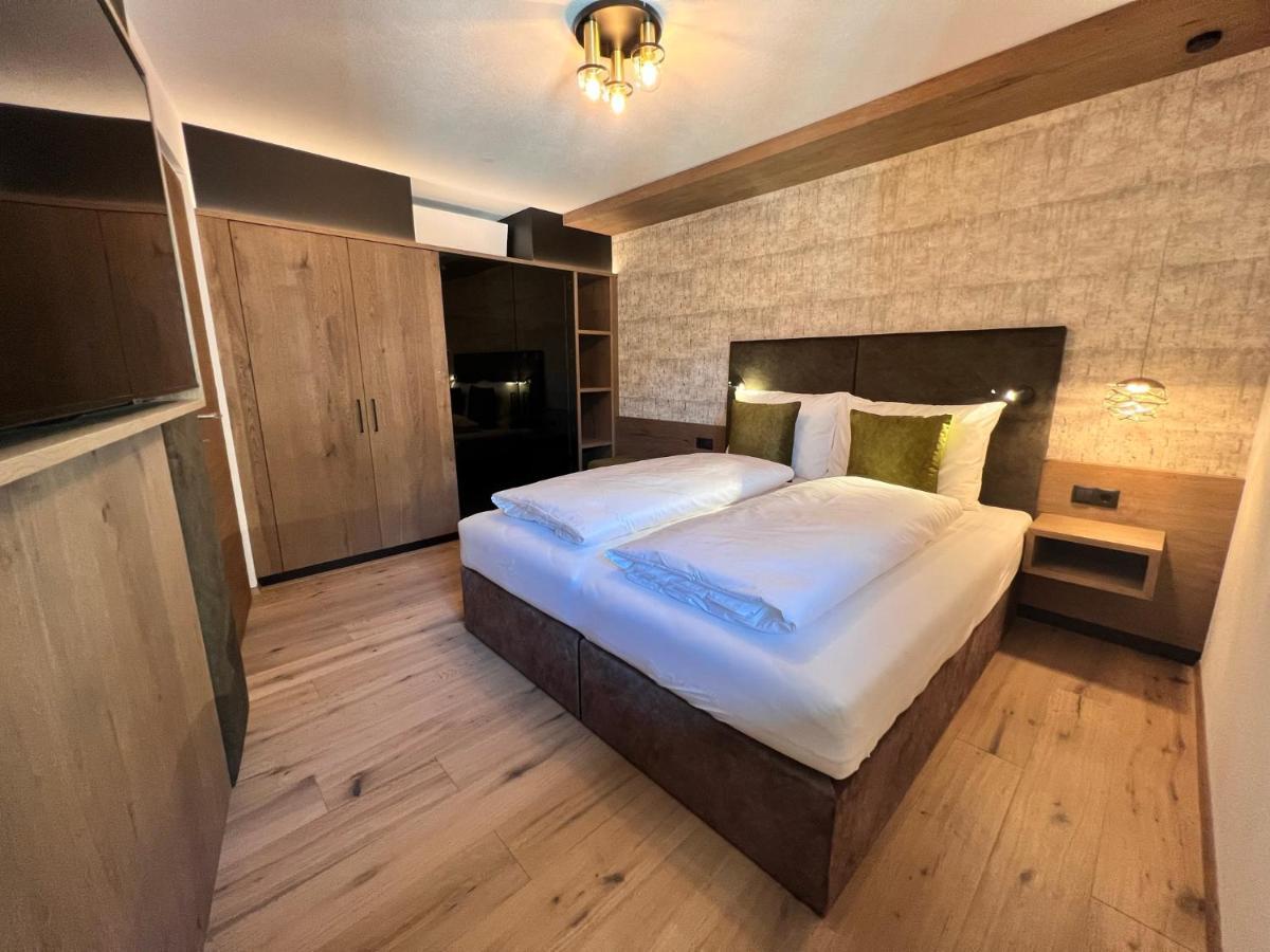 Adlhof Apartments 브루니코 외부 사진